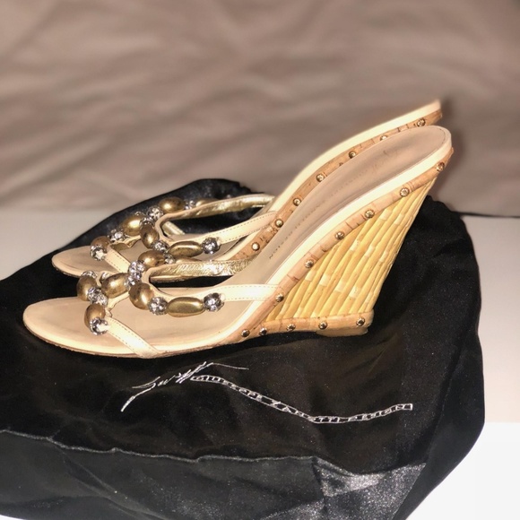 Ladies heels - Picture 2 of 7